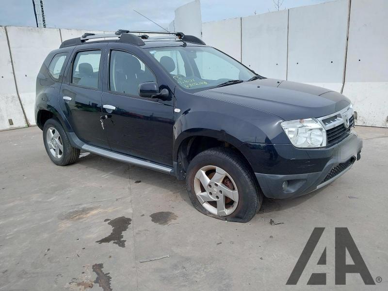 2014 DACIA DUSTER LAUREATE DCI 1461cc TURBO DIESEL MANUAL 6 Speed 5 DOOR HATCHBACK