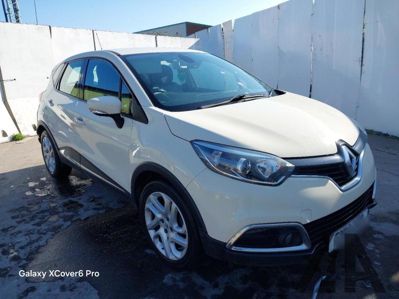 2014 RENAULT CAPTUR DYNAMIQUE MEDIANAV ENERGY DCI 1461cc TURBO DIESEL MANUAL 5 Speed 5 DOOR HATCHBACK