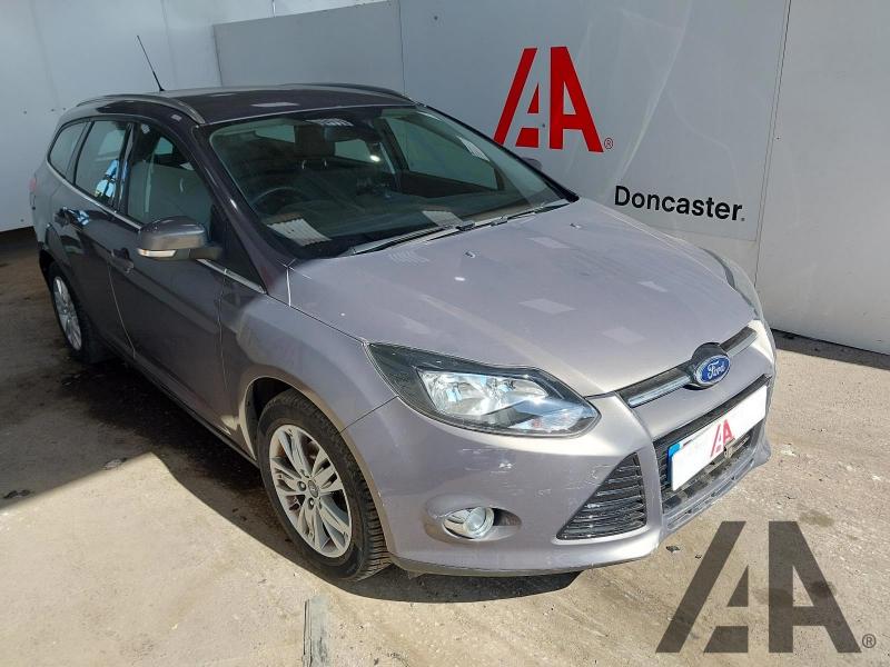 2014 FORD FOCUS TITANIUM NAVIGATOR 999cc TURBO PETROL MANUAL 5 Speed 5 DOOR ESTATE