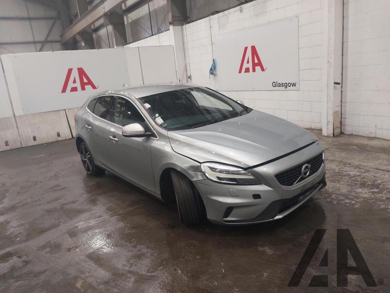 2016 VOLVO V40 D2 R-DESIGN PRO 1969cc TURBO DIESEL MANUAL 6 Speed 5 DOOR HATCHBACK