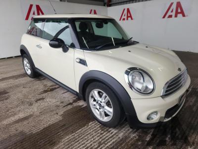 Image of 2013 MINI HATCH ONE 1598cc PETROL AUTOMATIC 6 Speed 3 DOOR HATCHBACK