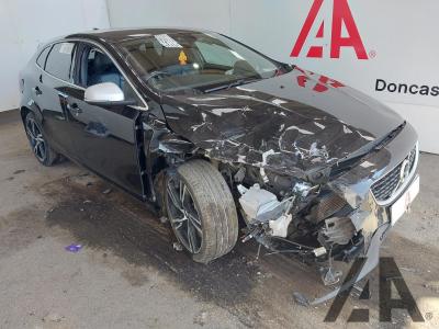 Image of 2016 VOLVO V40 D3 R-DESIGN PRO 1969cc TURBO DIESEL AUTOMATIC 6 Speed 5 DOOR HATCHBACK