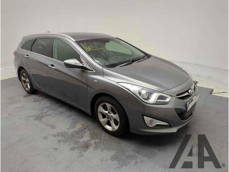 2014 HYUNDAI I40 CRDI STYLE BLUE DRIVE 1685cc TURBO DIESEL MANUAL 6 Speed 5 DOOR ESTATE