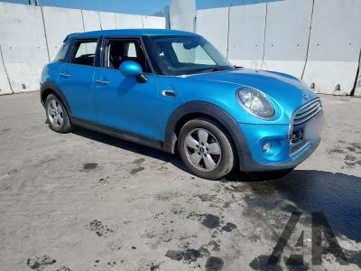 Image of 2016 MINI HATCH COOPER D 1496cc TURBO DIESEL MANUAL 6 Speed 5 DOOR HATCHBACK