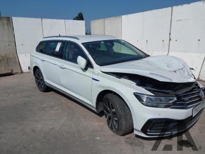 Image of 2024 VOLKSWAGEN PASSAT GTE DSG 1395cc TURBO PETROL/ELECTRIC SEMI AUTO 5 DOOR ESTATE