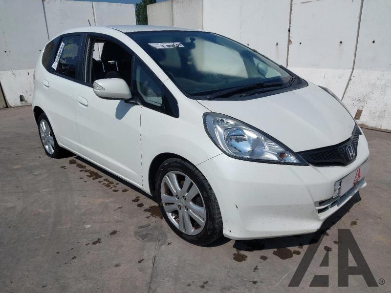 2014 HONDA JAZZ I-VTEC ES PLUS 1339cc PETROL MANUAL 5 Speed 5 DOOR HATCHBACK