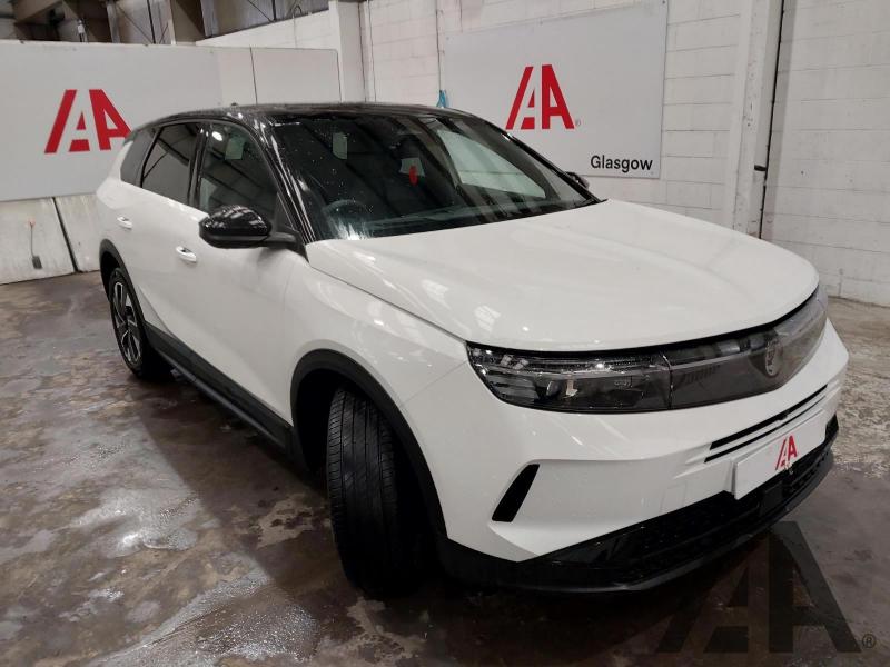2025 VAUXHALL GRANDLAND ULTIMATE 1199cc TURBO PETROL SEMI AUTO 5 DOOR HATCHBACK