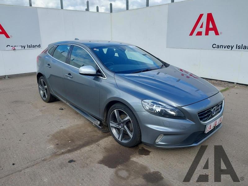 2015 VOLVO V40 D2 R-DESIGN NAV 1560cc TURBO DIESEL MANUAL 6 Speed 5 DOOR HATCHBACK