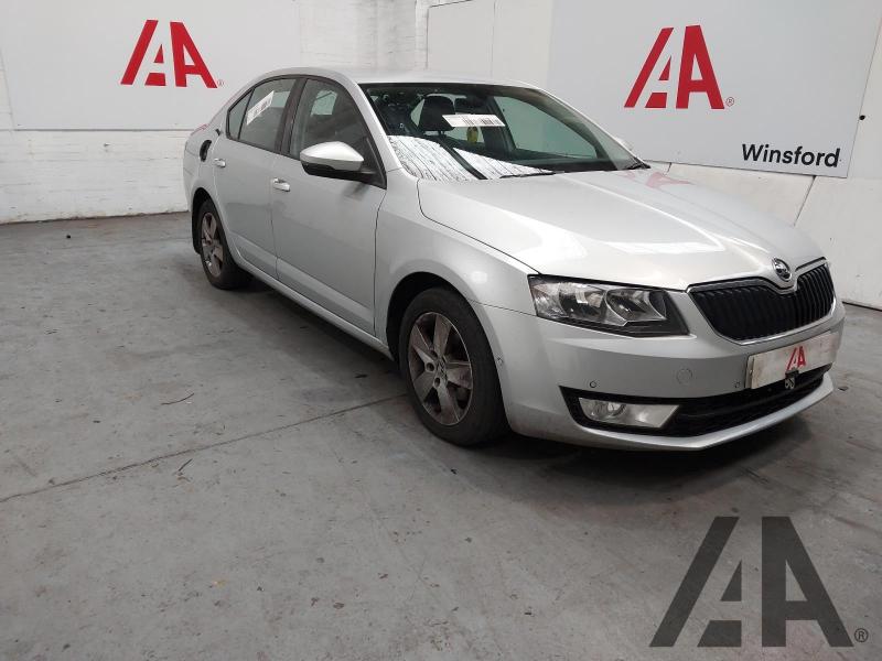 2015 SKODA OCTAVIA SE TDI DSG 1598cc TURBO DIESEL SEMI AUTO 7 Speed 5 DOOR HATCHBACK