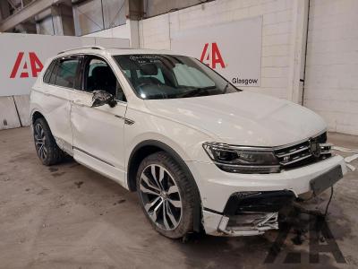 Image of 2019 VOLKSWAGEN TIGUAN R-LINE TECH TDI 4MOTION DSG 1968cc TURBO DIESEL SEMI AUTO 7 Speed 5 DOOR ESTATE