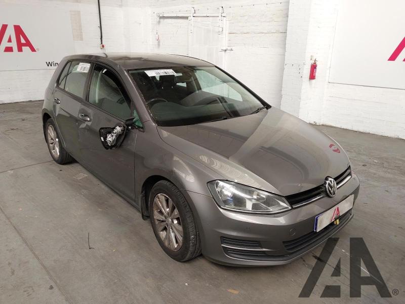 2014 VOLKSWAGEN GOLF SE TDI BLUEMOTION TECHNOLOGY 1598cc TURBO DIESEL MANUAL 5 Speed 5 DOOR HATCHBACK