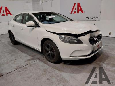 Image of 2013 VOLVO V40 D2 SE NAV 1560cc TURBO DIESEL MANUAL 6 Speed 5 DOOR HATCHBACK