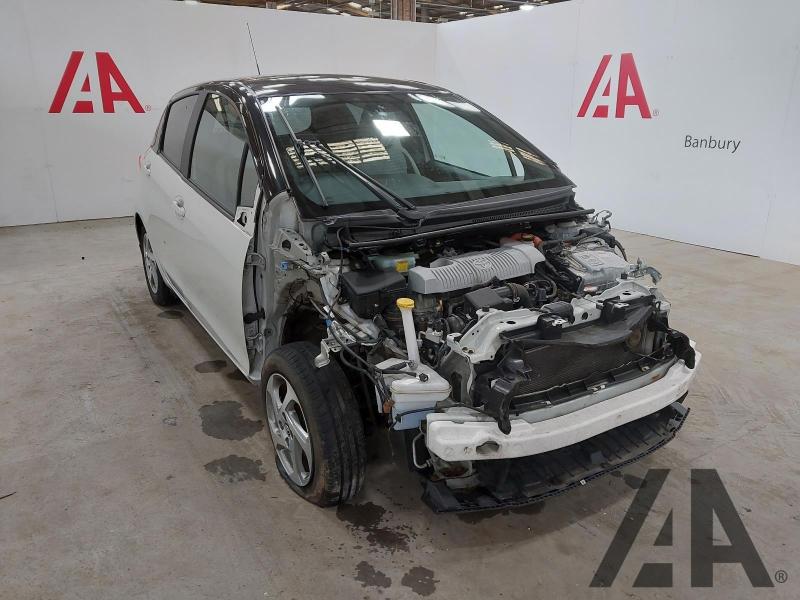2016 TOYOTA YARIS VVT-I DESIGN M-DRIVE S 1497cc PETROL/ELECTRIC CVT 5 DOOR HATCHBACK