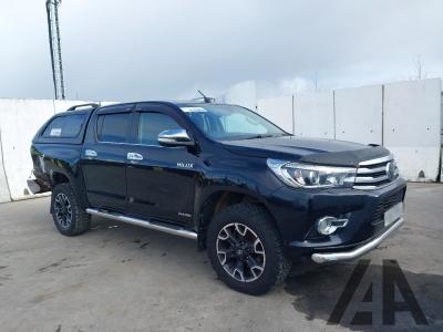Image of 2017 TOYOTA HI-LUX INVINCIBLE X 4WD D-4D DCB 2393cc TURBO DIESEL AUTOMATIC PICK UP