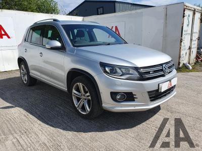Image of 2015 VOLKSWAGEN TIGUAN R LINE TDI BLUEMOTION TECH 4MO 1968cc TURBO DIESEL SEMI AUTO 7 Speed 5 DOOR ESTATE