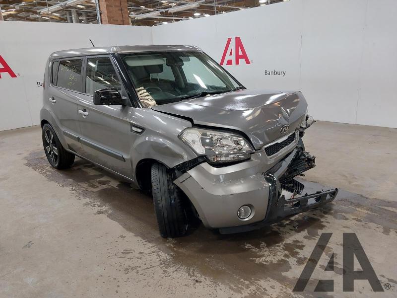 2011 KIA SOUL TEMPEST CRDI 1582cc TURBO DIESEL MANUAL 5 Speed 5 DOOR HATCHBACK