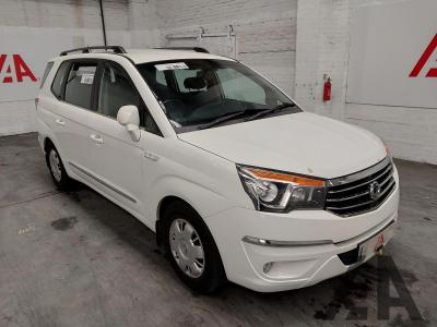 Image of 2017 SSANGYONG RODIUS TURISMO SE 2157cc TURBO DIESEL MANUAL 6 Speed 5 DOOR MPV
