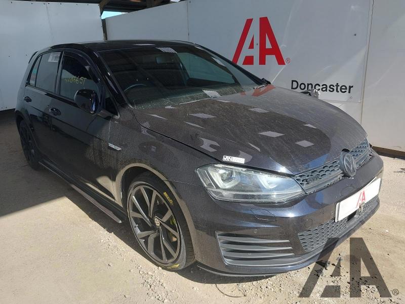 2014 VOLKSWAGEN GOLF GTD 1968cc TURBO DIESEL MANUAL 6 Speed 5 DOOR HATCHBACK