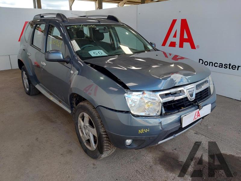 2014 DACIA DUSTER LAUREATE DCI 1461cc TURBO DIESEL MANUAL 6 Speed 5 DOOR HATCHBACK