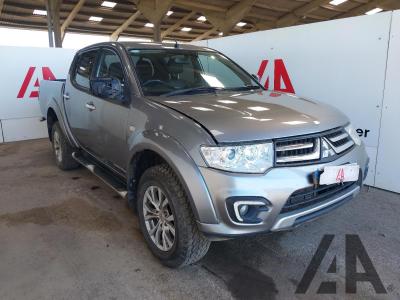 Image of 2015 MITSUBISHI L200 DI-D 4X4 BARBARIAN LB DCB 2477cc TURBO DIESEL MANUAL 5 Speed PICK UP