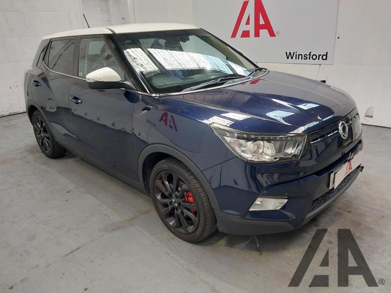 2015 SSANGYONG TIVOLI ELX 1597cc PETROL AUTOMATIC 6 Speed 5 DOOR HATCHBACK