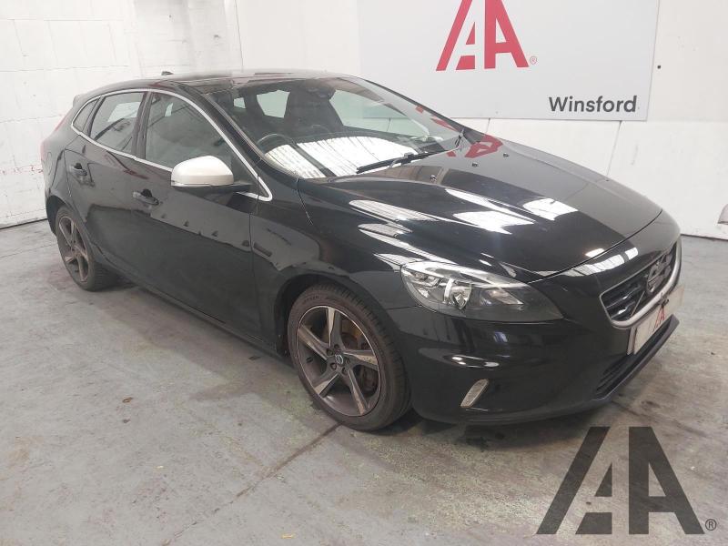 2015 VOLVO V40 D4 R-DESIGN NAV 1969cc TURBO DIESEL MANUAL 6 Speed 5 DOOR HATCHBACK