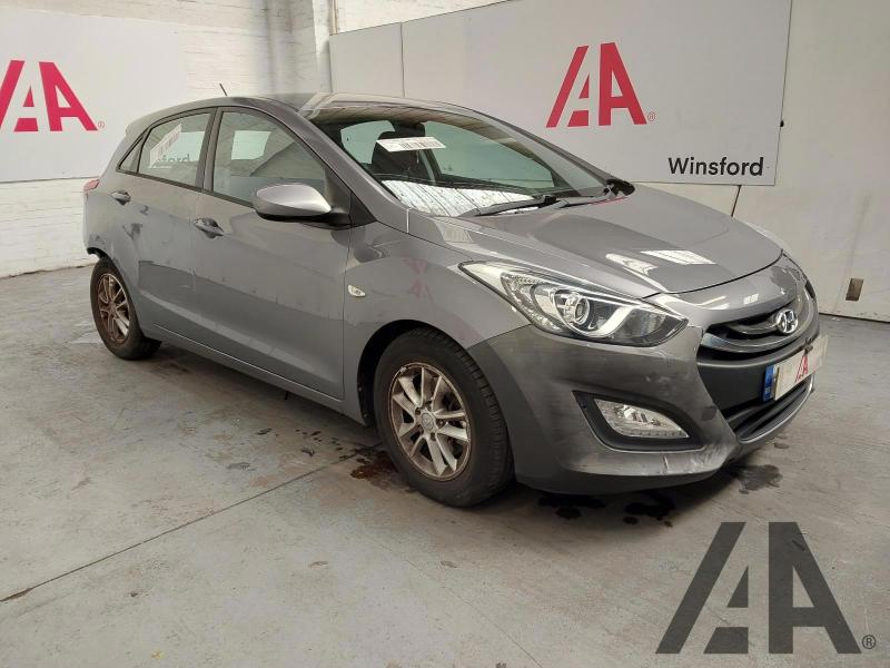 2013 HYUNDAI I30 ACTIVE BLUE DRIVE CRDI 1582cc TURBO DIESEL MANUAL 6 Speed 5 DOOR HATCHBACK