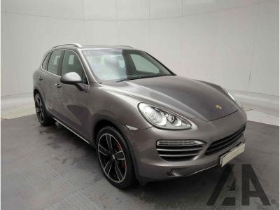 Image of 2013 PORSCHE CAYENNE D V6 TIPTRONIC 2967cc TURBO DIESEL AUTOMATIC 8 Speed 5 DOOR ESTATE