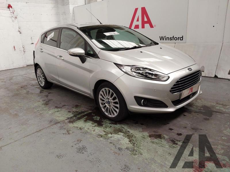 2013 FORD FIESTA TITANIUM TDCI 1499cc TURBO DIESEL MANUAL 5 Speed 5 DOOR HATCHBACK