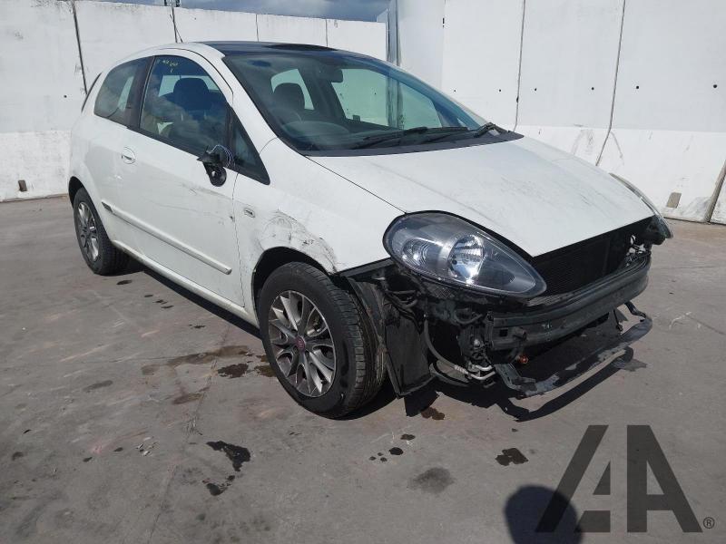 2013 FIAT PUNTO LOUNGE 1368cc PETROL MANUAL 5 Speed 3 DOOR HATCHBACK