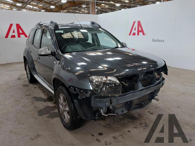 2014 DACIA DUSTER LAUREATE DCI 1461cc TURBO DIESEL MANUAL 6 Speed 5 DOOR HATCHBACK