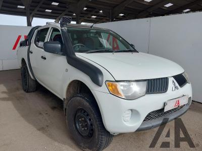 Image of 2009 MITSUBISHI L200 4WD 4WORK DCB 2477cc TURBO DIESEL MANUAL 5 Speed PICK UP