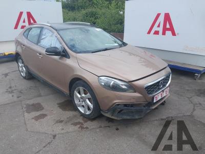 Image of 2014 VOLVO V40 D2 CROSS COUNTRY LUX 1560cc TURBO DIESEL AUTOMATIC 6 Speed 5 DOOR HATCHBACK