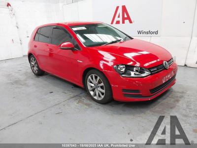 Image of 2015 VOLKSWAGEN GOLF BLUEMOTION TDI 1598cc TURBO DIESEL MANUAL 6 Speed 5 DOOR HATCHBACK