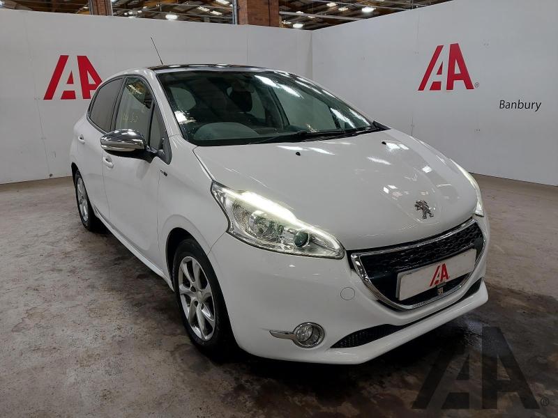2014 PEUGEOT 208 STYLE 1199cc PETROL MANUAL 5 DOOR HATCHBACK