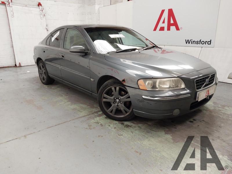 2005 VOLVO S60 SE D 2401cc TURBO DIESEL AUTOMATIC 5 Speed 4 DOOR SALOON