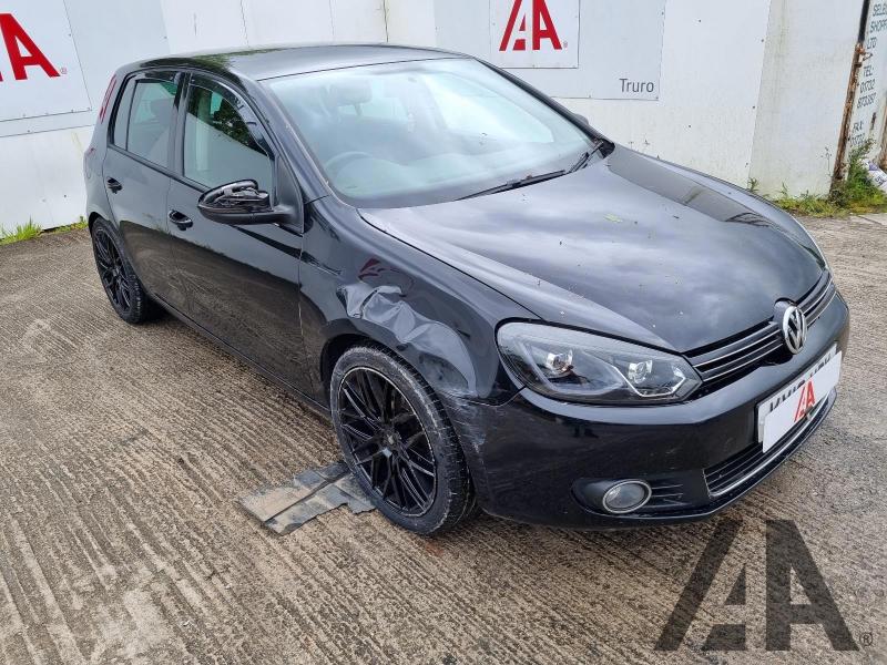 2010 VOLKSWAGEN GOLF GT TDI 1968cc TURBO DIESEL MANUAL 6 Speed 5 DOOR HATCHBACK