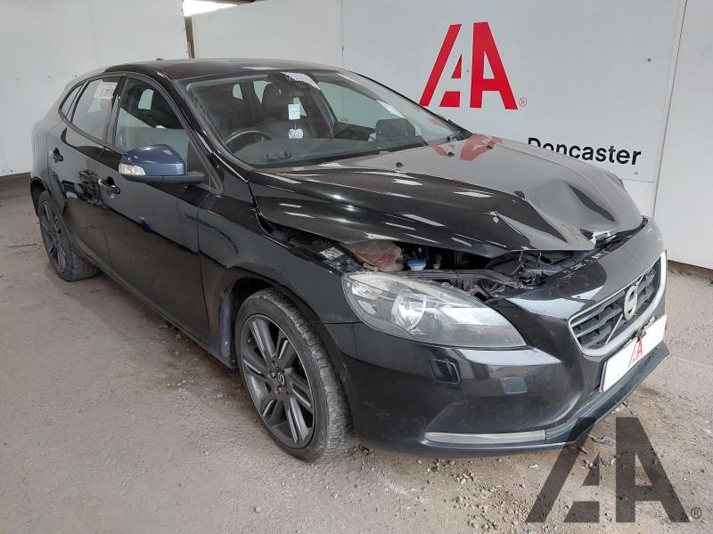 2012 VOLVO V40 D2 ES NAV 1560cc TURBO DIESEL MANUAL 6 Speed 5 DOOR HATCHBACK