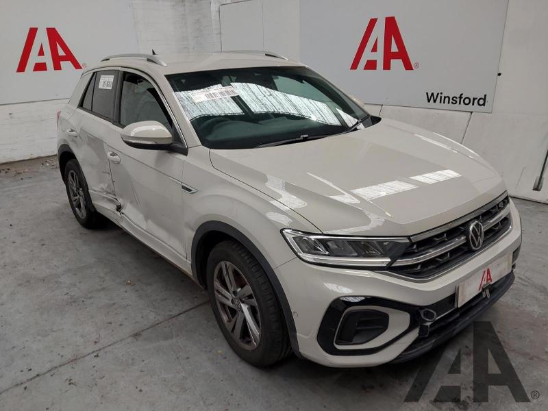 2024 VOLKSWAGEN T-ROC R-LINE TSI DSG 1498cc TURBO PETROL SEMI AUTO 5 DOOR HATCHBACK