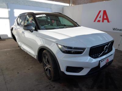 Image of 2022 VOLVO XC40 B4 R-DESIGN MHEV 1969cc PETROL AUTOMATIC 5 DOOR ESTATE