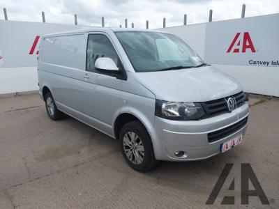 Image of 2015 VOLKSWAGEN TRANSPORTER T30 TDI HIGHLINE 1968cc TURBO DIESEL MANUAL 5 Speed PANEL VAN