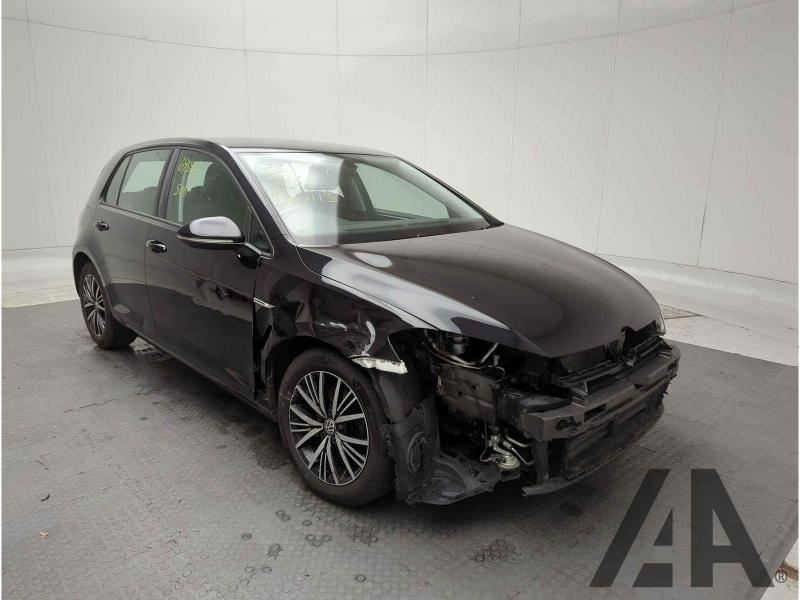 2019 VOLKSWAGEN GOLF SE NAVIGATION TSI EVO 1498cc TURBO PETROL MANUAL 6 Speed 5 DOOR HATCHBACK