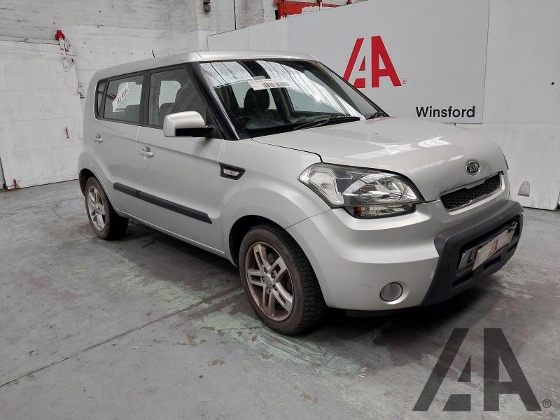 2011 KIA SOUL 2 CRDI 1582cc TURBO DIESEL MANUAL 5 Speed 5 DOOR HATCHBACK
