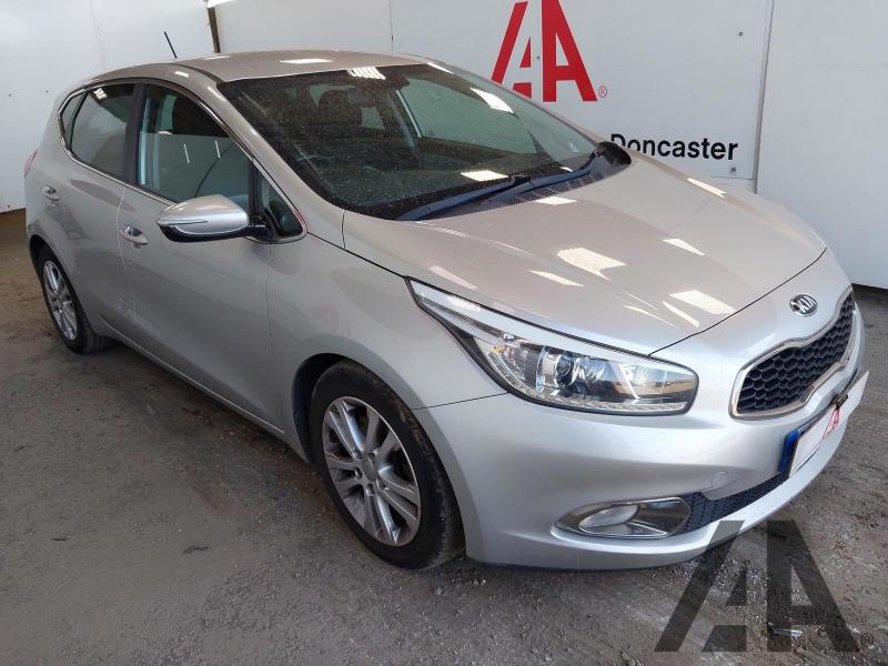 2014 KIA CEED CRDI 3 ECODYNAMICS 1582cc TURBO DIESEL MANUAL 6 Speed 5 DOOR HATCHBACK