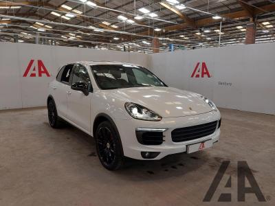 Image of 2015 PORSCHE CAYENNE D V6 TIPTRONIC S 2967cc TURBO DIESEL AUTOMATIC 8 Speed 5 DOOR ESTATE