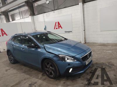 Image of 2015 VOLVO V40 D2 CROSS COUNTRY LUX 1969cc TURBO DIESEL MANUAL 6 Speed 5 DOOR HATCHBACK