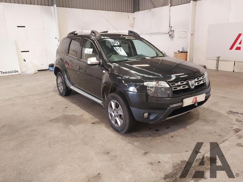 2015 DACIA DUSTER LAUREATE DCI 1461cc TURBO DIESEL MANUAL 6 Speed 5 DOOR HATCHBACK