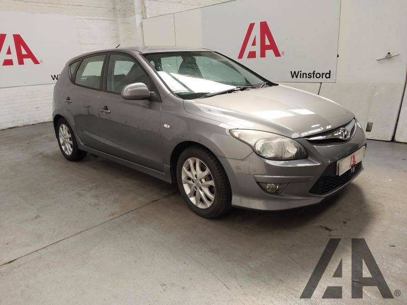 2011 HYUNDAI I30 COMFORT CRDI 1582cc TURBO DIESEL AUTOMATIC 4 Speed 5 DOOR HATCHBACK