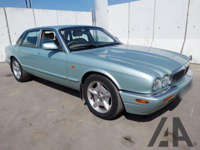 2000 JAGUAR XJ EXECUTIVE V8