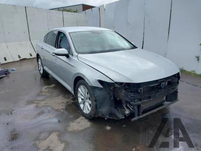 Image of 2015 VOLKSWAGEN PASSAT SE BUSINESS TDI BLUEMOTION TEC 1968cc TURBO DIESEL SEMI AUTO 4 DOOR SALOON